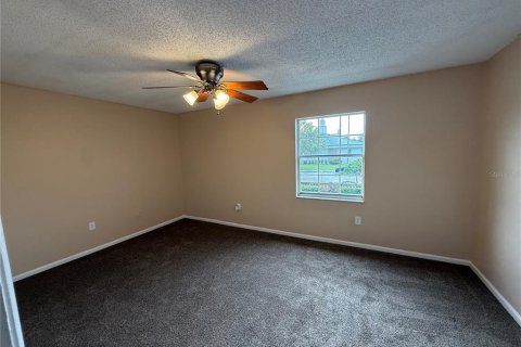 Apartment in Lakeland, Florida 2 bedrooms, 77.2 sq.m. № 2400284 - photo 9