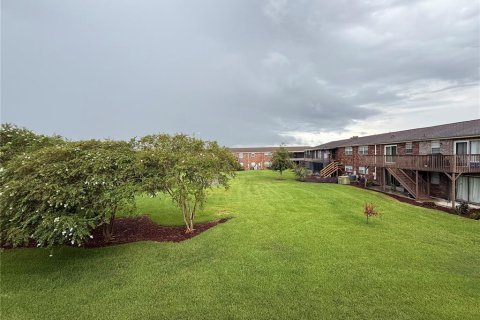 Apartment in Lakeland, Florida 2 bedrooms, 77.2 sq.m. № 2400284 - photo 14