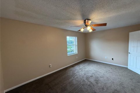 Apartment in Lakeland, Florida 2 bedrooms, 77.2 sq.m. № 2400284 - photo 10
