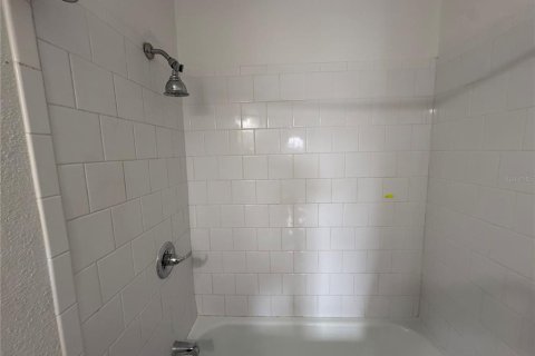 Apartment in Lakeland, Florida 2 bedrooms, 77.2 sq.m. № 2400284 - photo 7