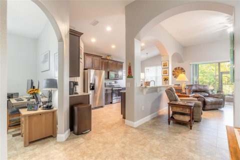 House in Oak Hill, Florida 3 bedrooms, 163.14 sq.m. № 1567867 - photo 4