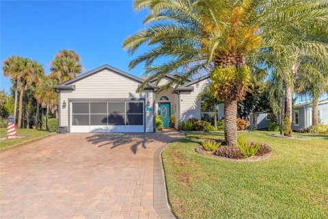 House in Oak Hill, Florida 3 bedrooms, 163.14 sq.m. № 1567867 - photo 2
