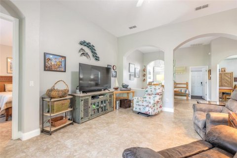 House in Oak Hill, Florida 3 bedrooms, 163.14 sq.m. № 1567867 - photo 30