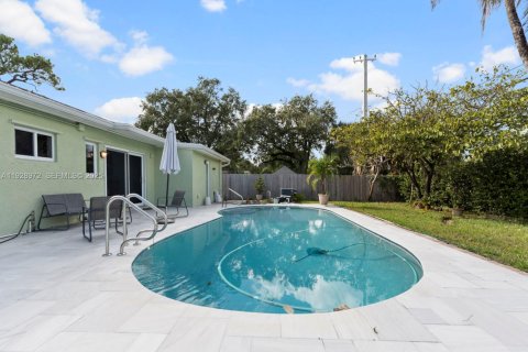 Купить виллу или дом в Форт-Лодердейл, Флорида 2 спальни, 83.8м2, № 1989361 - фото 28
