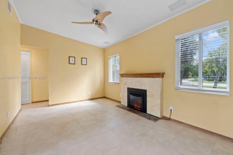 Купить виллу или дом в Форт-Лодердейл, Флорида 2 спальни, 83.8м2, № 1989361 - фото 6