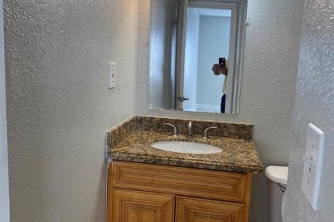 Condominio en alquiler en Orlando, Florida, 2 dormitorios, 90.67 m2 № 2098249 - foto 5