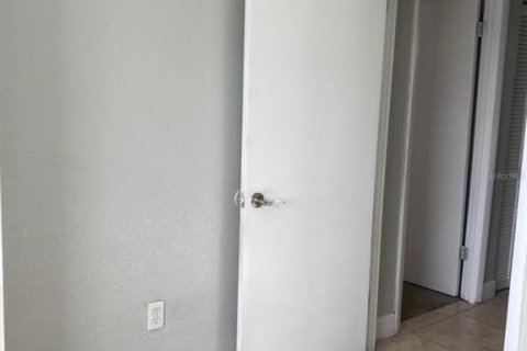 Condominio en alquiler en Orlando, Florida, 2 dormitorios, 90.67 m2 № 2098249 - foto 9