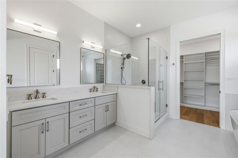 Снять в аренду таунхаус в Тампа, Флорида 8 комнат, 284.47м2, № 2150506 - фото 17
