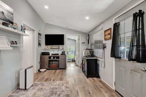 House in Bradenton, Florida 2 bedrooms, 67.26 sq.m. № 1669848 - photo 6
