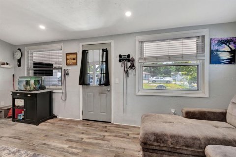 House in Bradenton, Florida 2 bedrooms, 67.26 sq.m. № 1669848 - photo 7