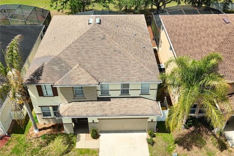 House in Davenport, Florida 6 bedrooms, 315.5 sq.m. № 2066932 - photo 2