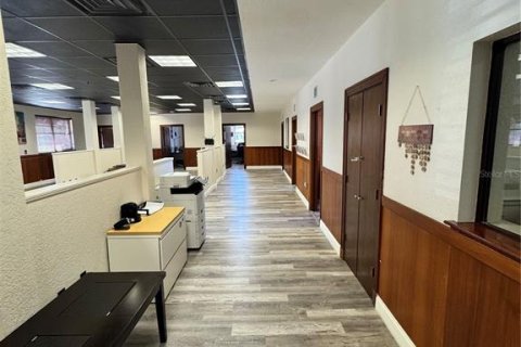 Propiedad comercial en alquiler en Orlando, Florida, 566.52 m2 № 1560385 - foto 26