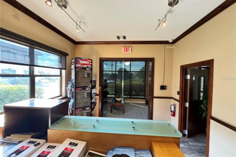 Propiedad comercial en alquiler en Orlando, Florida, 566.52 m2 № 1560385 - foto 15