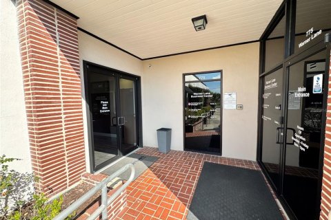 Propiedad comercial en alquiler en Orlando, Florida, 566.52 m2 № 1560385 - foto 5