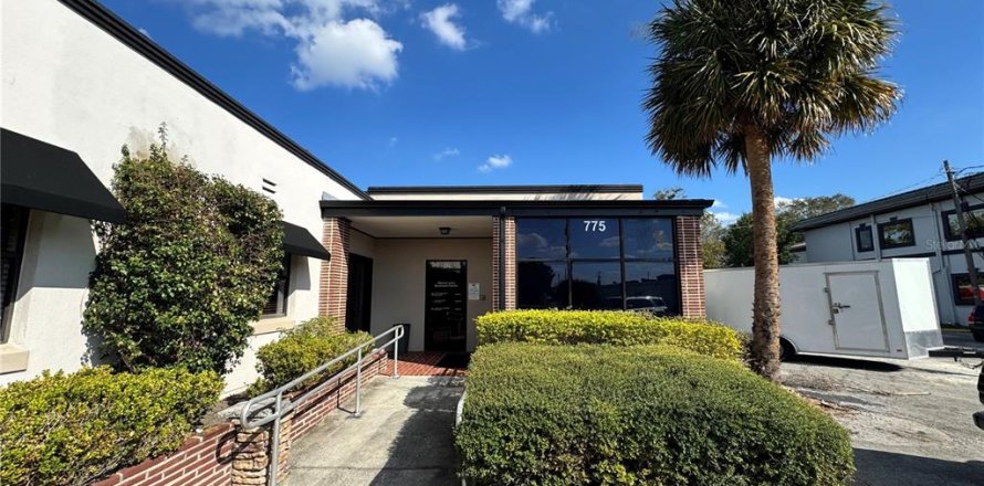 Propiedad comercial en Orlando, Florida 566.52 m2 № 1560385