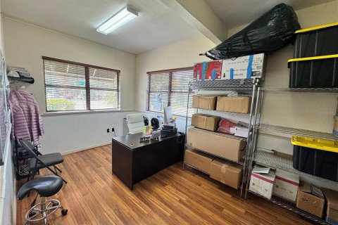 Propiedad comercial en alquiler en Orlando, Florida, 566.52 m2 № 1560385 - foto 29