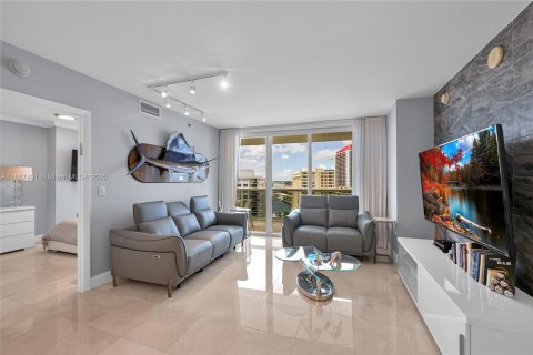 Condo in Hallandale Beach, Florida, 3 bedrooms  № 2053094 - photo 4