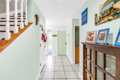Touwnhouse à vendre à Seminole, Floride: 2 chambres, 136.57 m2 № 1902830 - photo 13