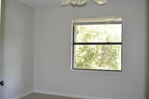 Copropriété à louer à Palm Beach Gardens, Floride: 2 chambres, 111.48 m2 № 2387024 - photo 15