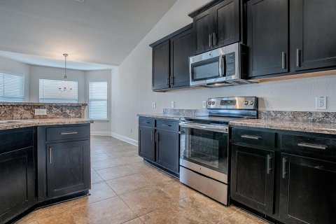 House in Ocala, Florida 4 bedrooms, 215.53 sq.m. № 1883682 - photo 9