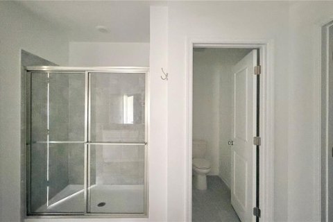 Купить виллу или дом в Киссимми, Флорида 8 комнат, 180.23м2, № 2155979 - фото 20