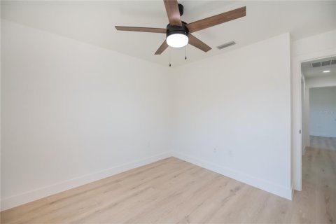 House in Port Charlotte, Florida 3 bedrooms, 117.61 sq.m. № 1734305 - photo 22