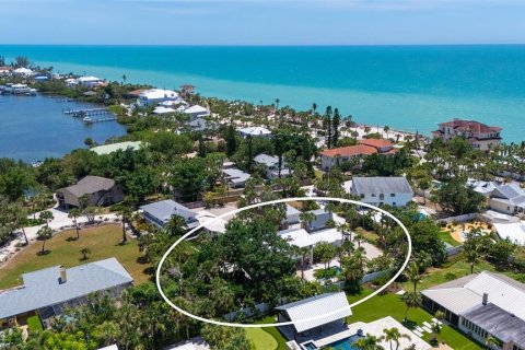 Villa ou maison à vendre à Nokomis, Floride: 4 chambres, 243.03 m2 № 2214608 - photo 3