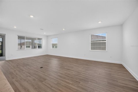 Villa ou maison à vendre à Ocala, Floride: 2 chambres, 187.57 m2 № 2408039 - photo 11
