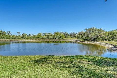Copropriété à vendre à Bradenton, Floride: 2 chambres, 125.7 m2 № 1718740 - photo 4