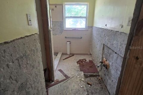 House in Mulberry, Florida 2 bedrooms, 125.7 sq.m. № 1904349 - photo 12