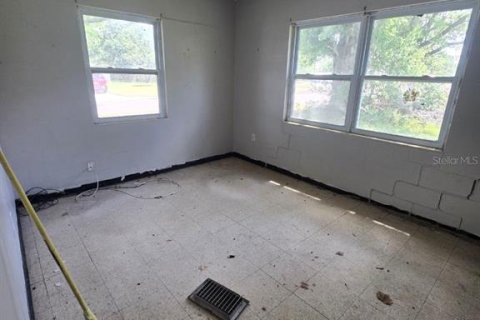 House in Mulberry, Florida 2 bedrooms, 125.7 sq.m. № 1904349 - photo 9