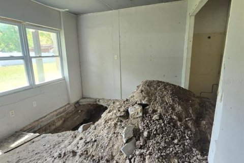 House in Mulberry, Florida 2 bedrooms, 125.7 sq.m. № 1904349 - photo 10