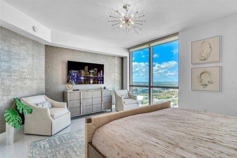 Condominio en venta en Fort Lauderdale, Florida, 3 dormitorios, 246.93 m2 № 2039942 - foto 21