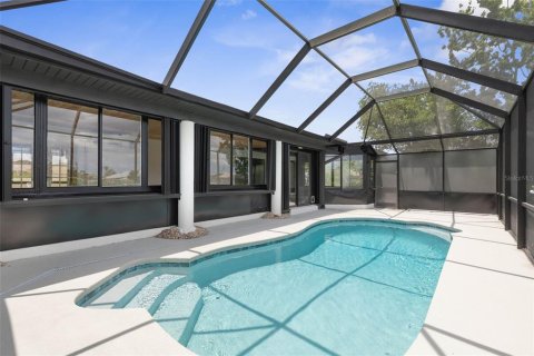 House in Palm Coast, Florida 3 bedrooms, 221.85 sq.m. № 1777904 - photo 2