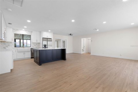 House in Palm Coast, Florida 3 bedrooms, 221.85 sq.m. № 1777904 - photo 14