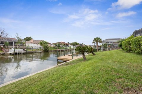 House in Palm Coast, Florida 3 bedrooms, 221.85 sq.m. № 1777904 - photo 26
