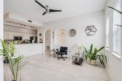 Купить кондоминиум в Орландо, Флорида 4 комнаты, 106.19м2, № 2207359 - фото 11