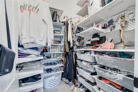 Купить кондоминиум в Орландо, Флорида 4 комнаты, 106.19м2, № 2207359 - фото 30