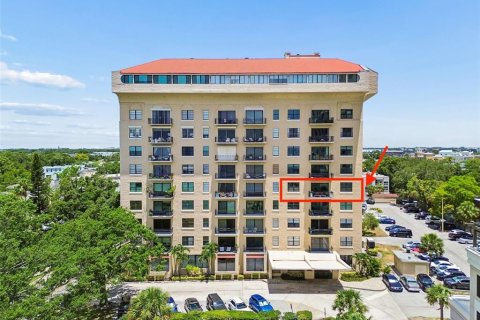Condo in Tampa, Florida, 1 bedroom № 2279859