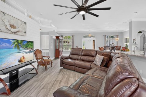 Villa ou maison à vendre à Port St. Lucie, Floride: 4 chambres, 137.5 m2 № 2413211 - photo 15