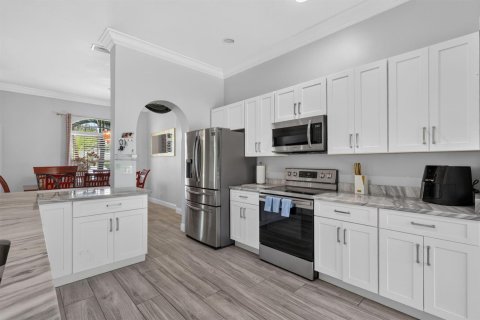 Villa ou maison à vendre à Port St. Lucie, Floride: 4 chambres, 137.5 m2 № 2413211 - photo 18