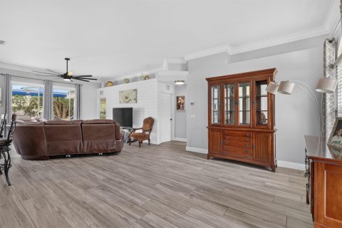 Villa ou maison à vendre à Port St. Lucie, Floride: 4 chambres, 137.5 m2 № 2413211 - photo 6