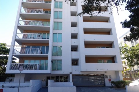 Apartment in Miami, Florida 1 bedroom, 65.5 sq.m. № 1999106 - photo 12