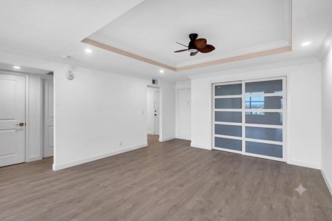 Condo in Boca Raton, Florida, 1 bedroom № 2260387 - photo 5