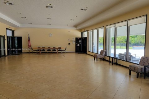 Copropriété à louer à Aventura, Floride: 2 chambres, 100.43 m2 № 1830131 - photo 14