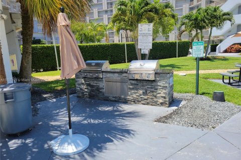 Copropriété à louer à Aventura, Floride: 2 chambres, 100.43 m2 № 1830131 - photo 11