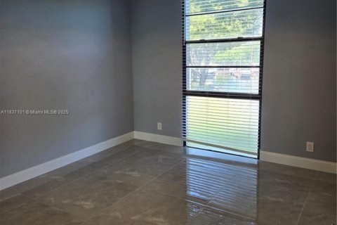 Copropriété à louer à Aventura, Floride: 2 chambres, 100.43 m2 № 1830131 - photo 25