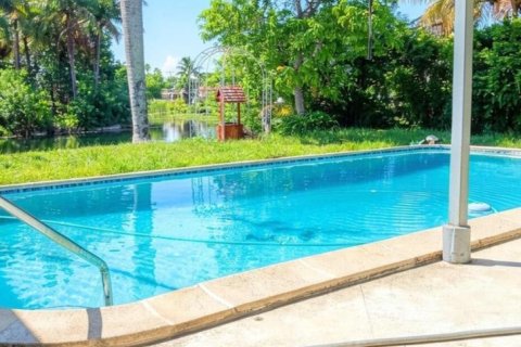 Casa en venta en Miramar, Florida, 3 dormitorios, 147.53 m2 № 2087545 - foto 2