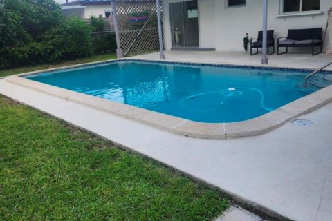 Villa ou maison à vendre à Miramar, Floride: 3 chambres, 147.53 m2 № 2087545 - photo 19