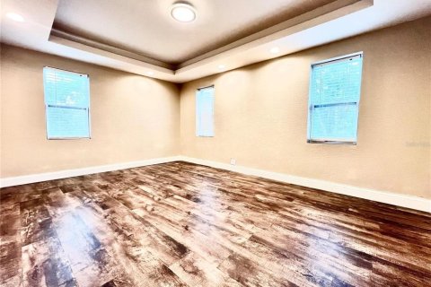 Villa ou maison à louer à Palm Harbor, Floride: 5 chambres, 296.92 m2 № 1717171 - photo 27